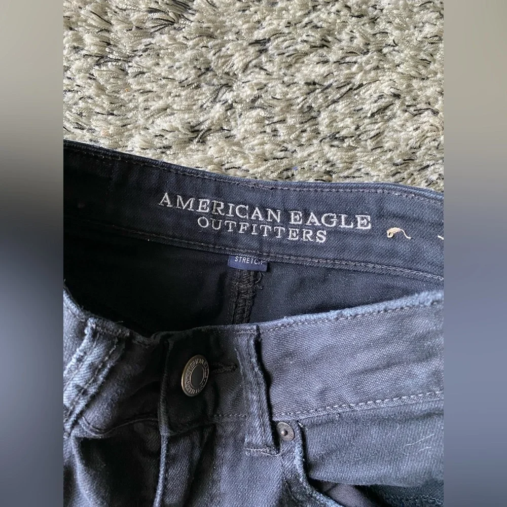 American Eagle Outfitters Woman High Wasited Black Denim Vintage Jean Shorts - Picture 3 of 5